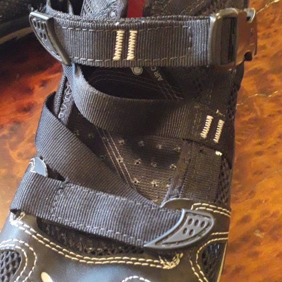 Merrell Perfomance Mesh Mary Jane Shoes - Picture 11 of 11